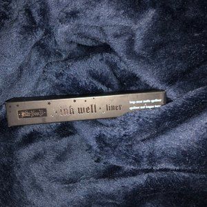 KAT VON D INK WELL LINER (DARKWAVE BLUE)